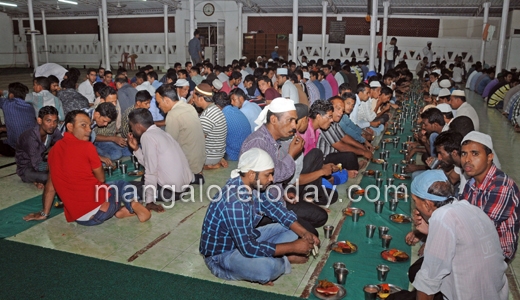 Eid-ul-fitr in mangalore tomorrow